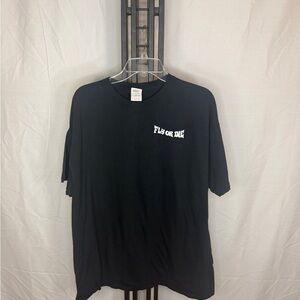 Gildan‎ Black Graphic Short Sleeve Tee